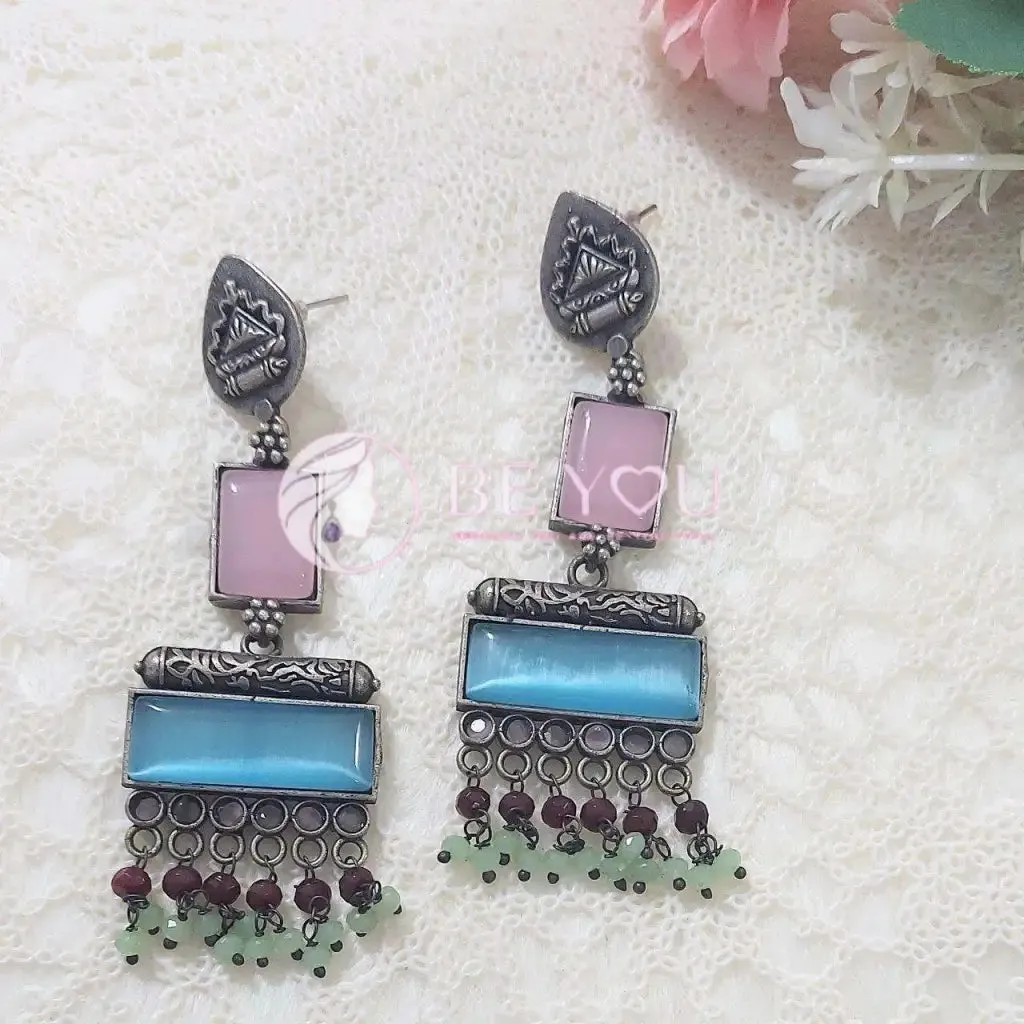 AAYAT- MONALISA EARRINGS
