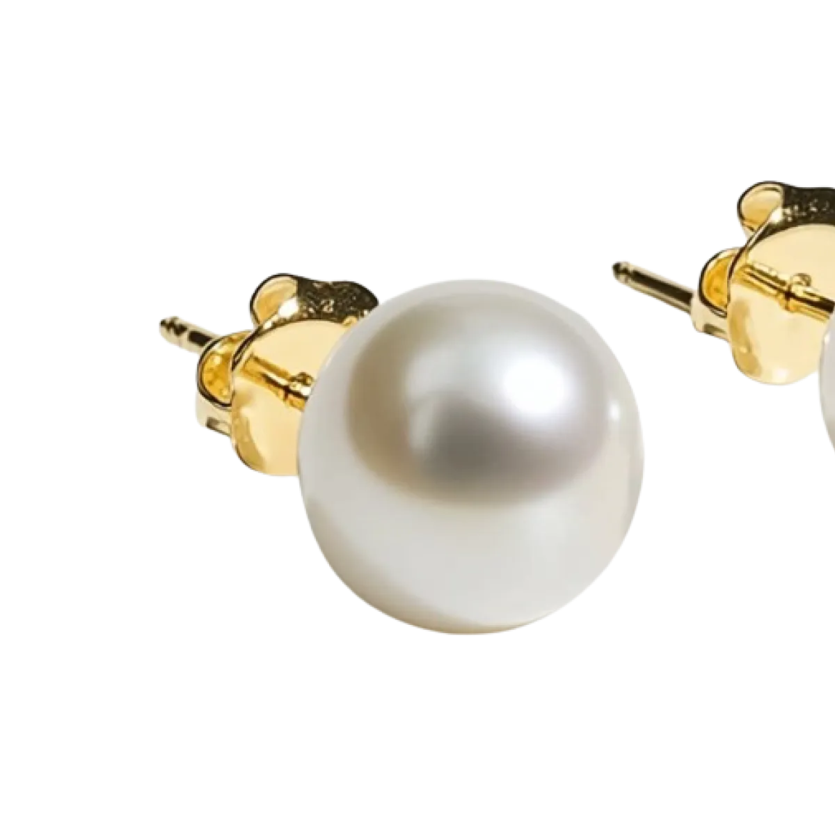 Classic Pearl Studs