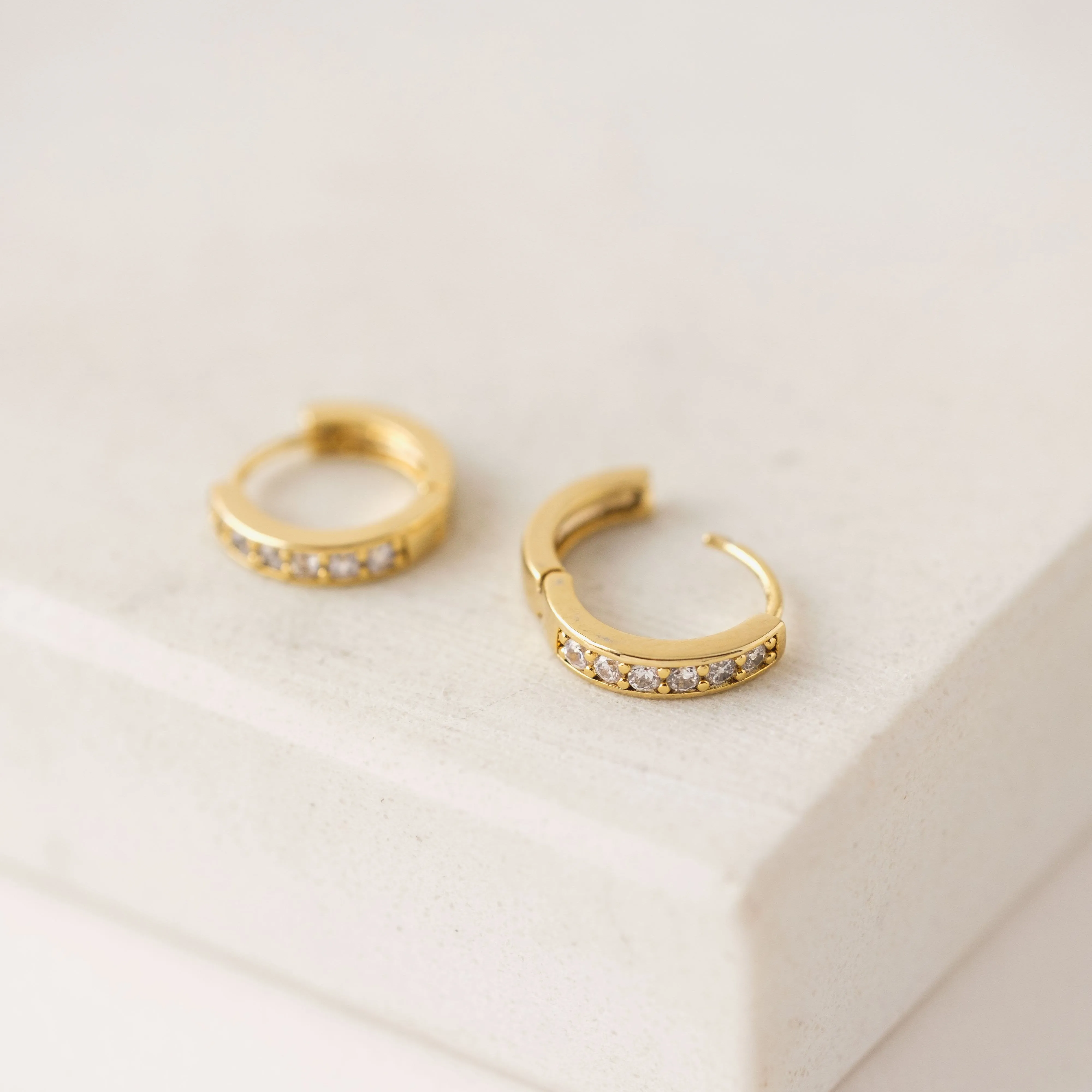 Desi 12mm Huggie Hoop Earrings