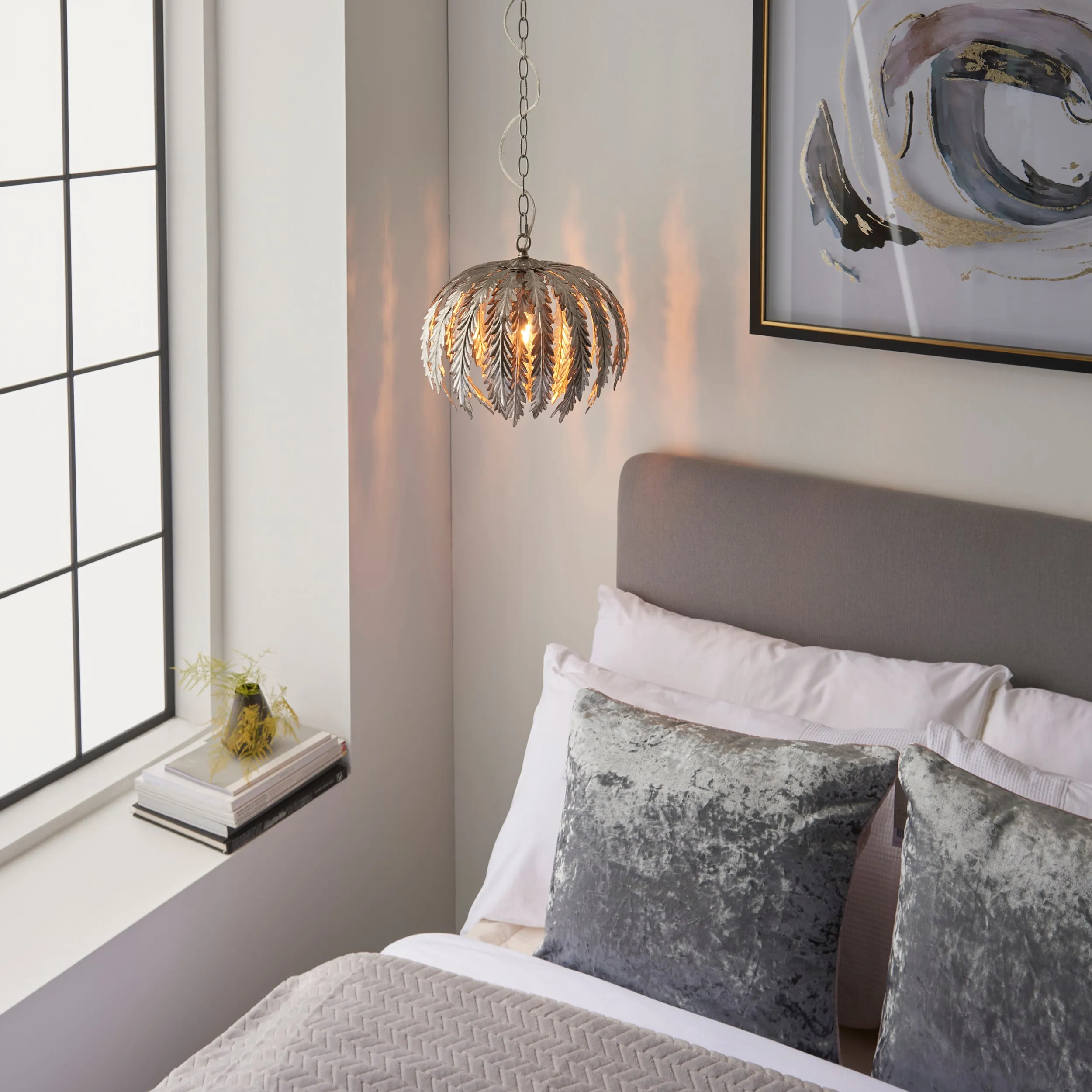 Endon 98044 Delphine 1lt Pendant Silver leaf 10W LED E27 (Required)