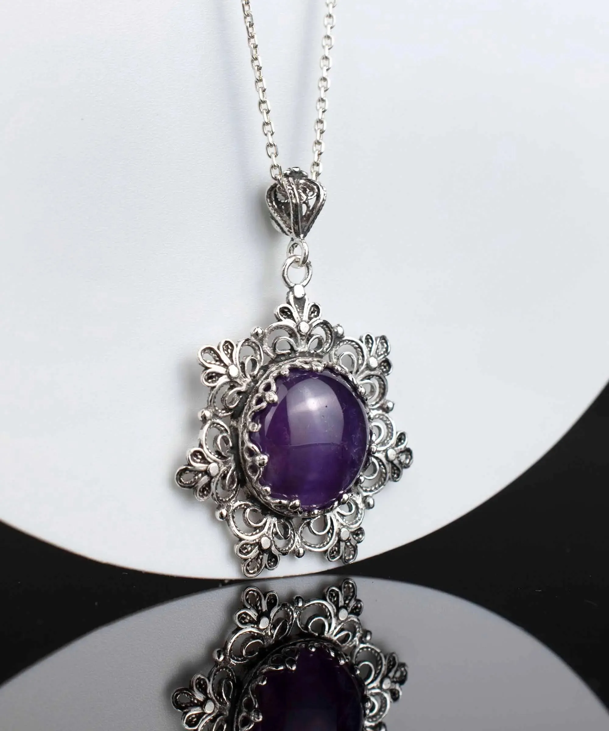 Filigree Silver Flower Figured Amethyst Gemstone Woman Pendant Necklace