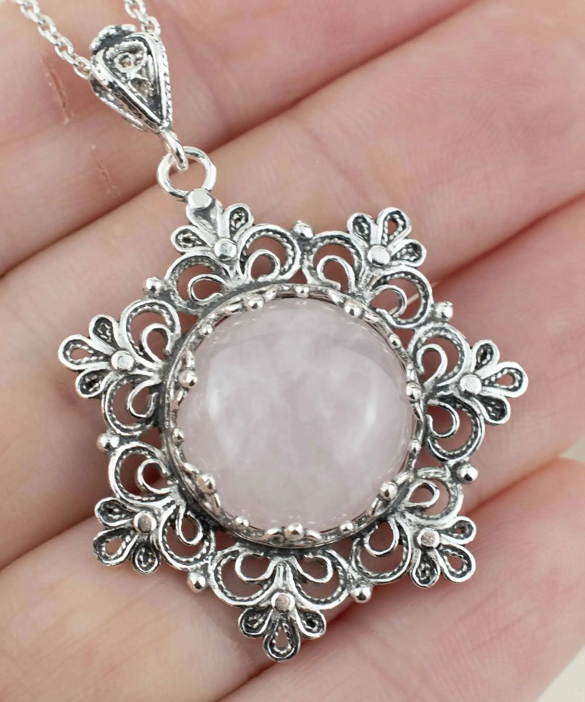 Filigree Silver Flower Figured Rose Quartz Gemstone Woman Pendant Necklace