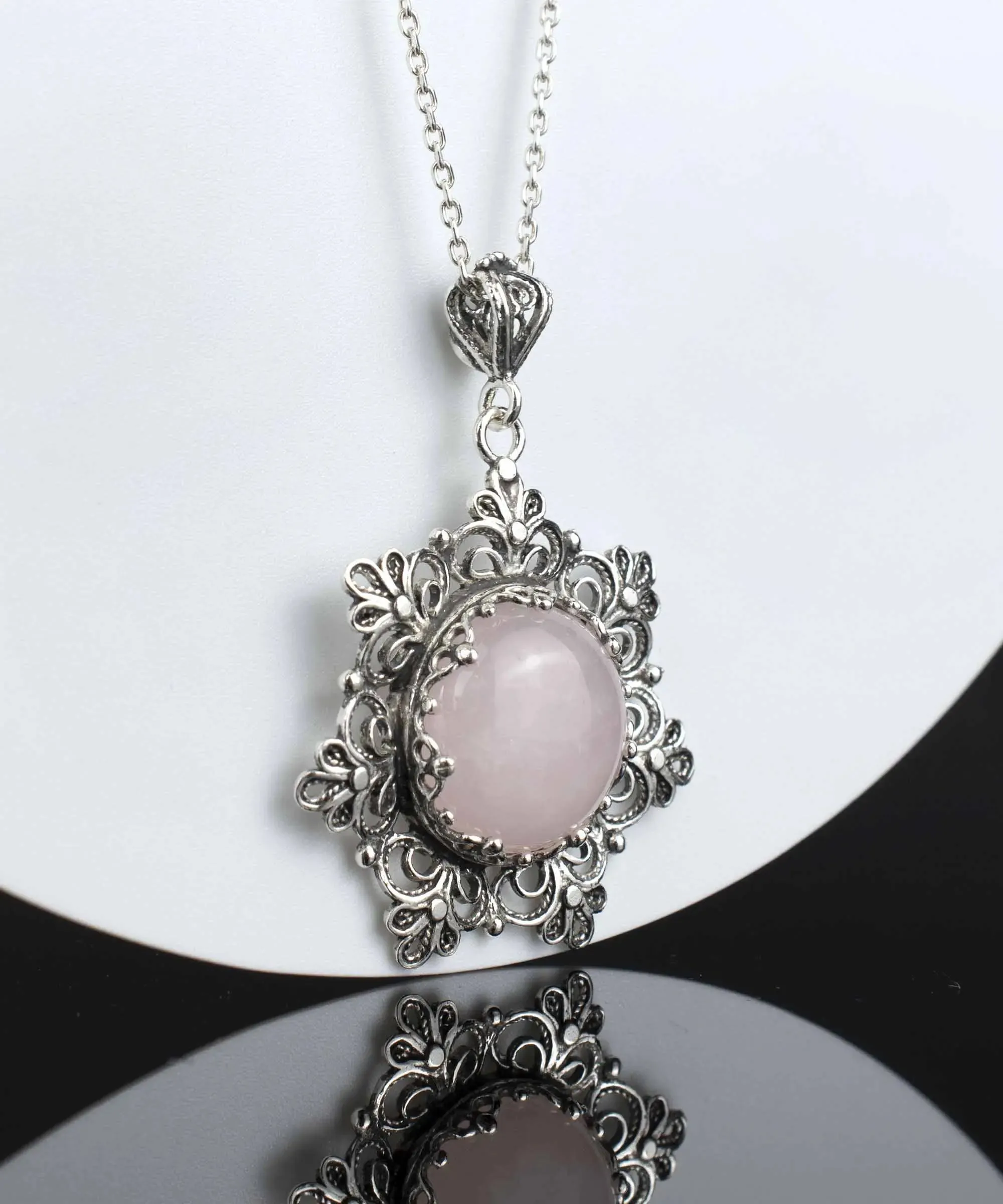 Filigree Silver Flower Figured Rose Quartz Gemstone Woman Pendant Necklace