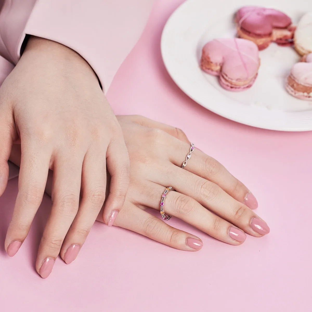 [Goodv]Sparkling Colorful Round Cut Tennis Ring