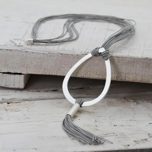 High quality natural twine Y shaped necklace with tassel fea
