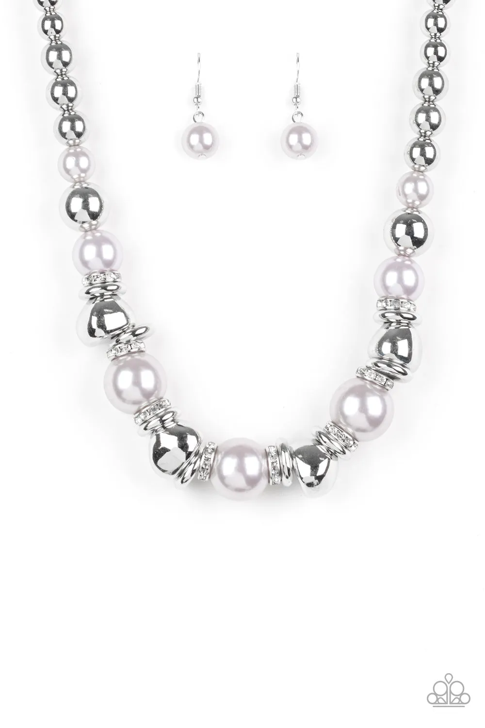 Hollywood HAUTE Spot - Silver Necklace - Paparazzi