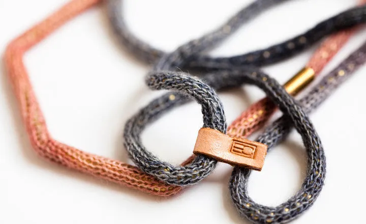 MADDER AND LOGWOOD ARROW NECKLACE