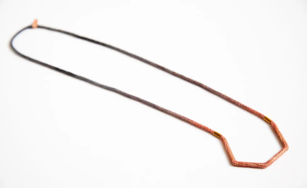 MADDER AND LOGWOOD ARROW NECKLACE