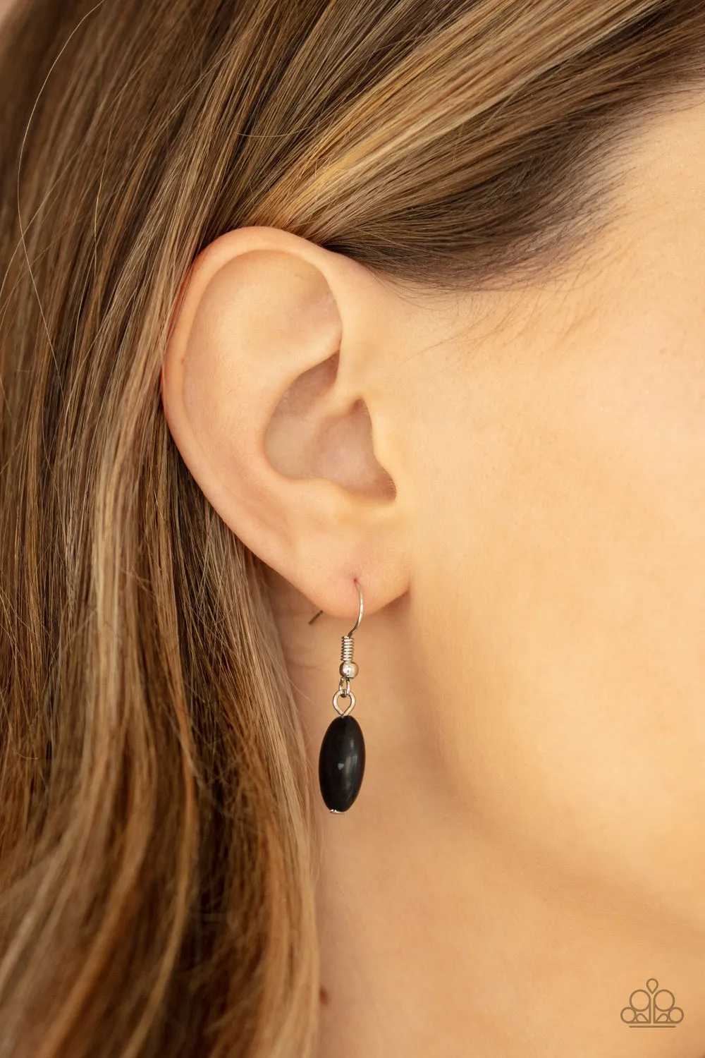 Paparazzi Desert Diva - Black Stone Necklace