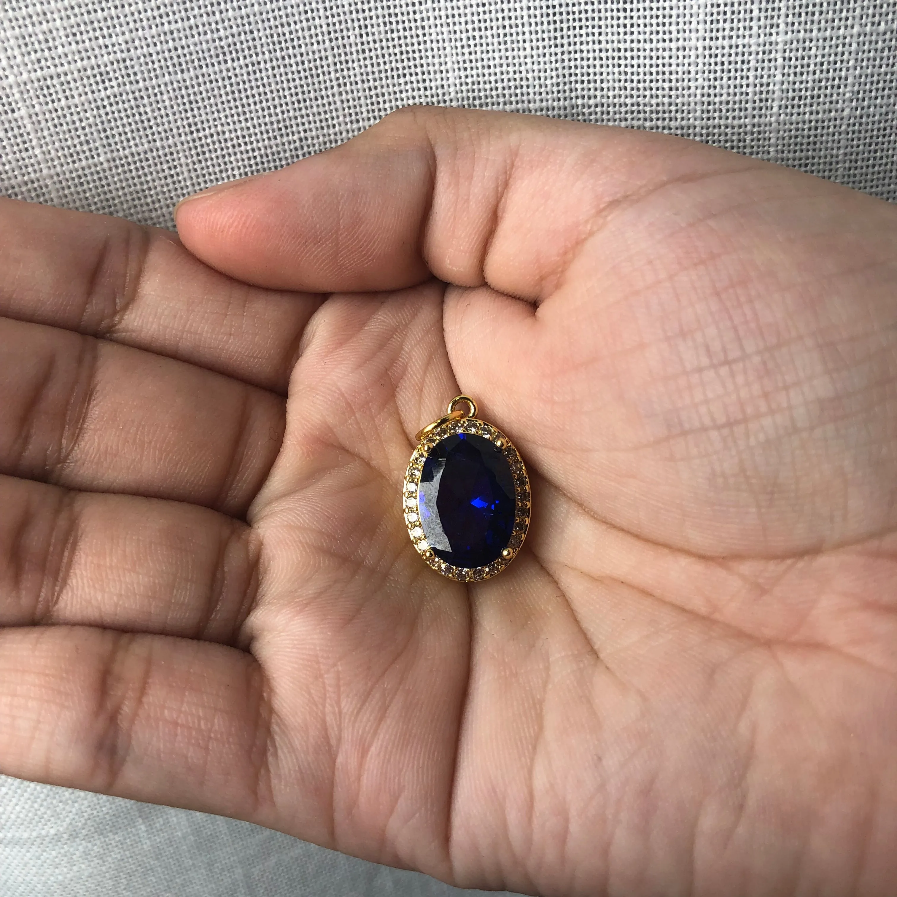 Pav Blue Sapphire Hidden Gem Pendant