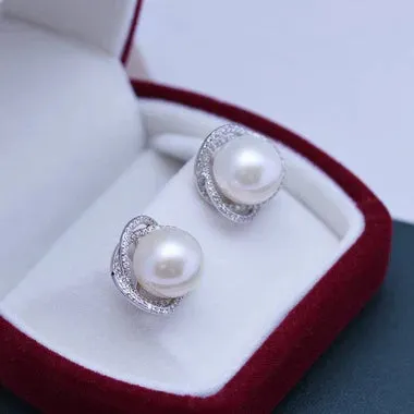 Rose Floral Pearl Earrings - Timeless Natural Beauty