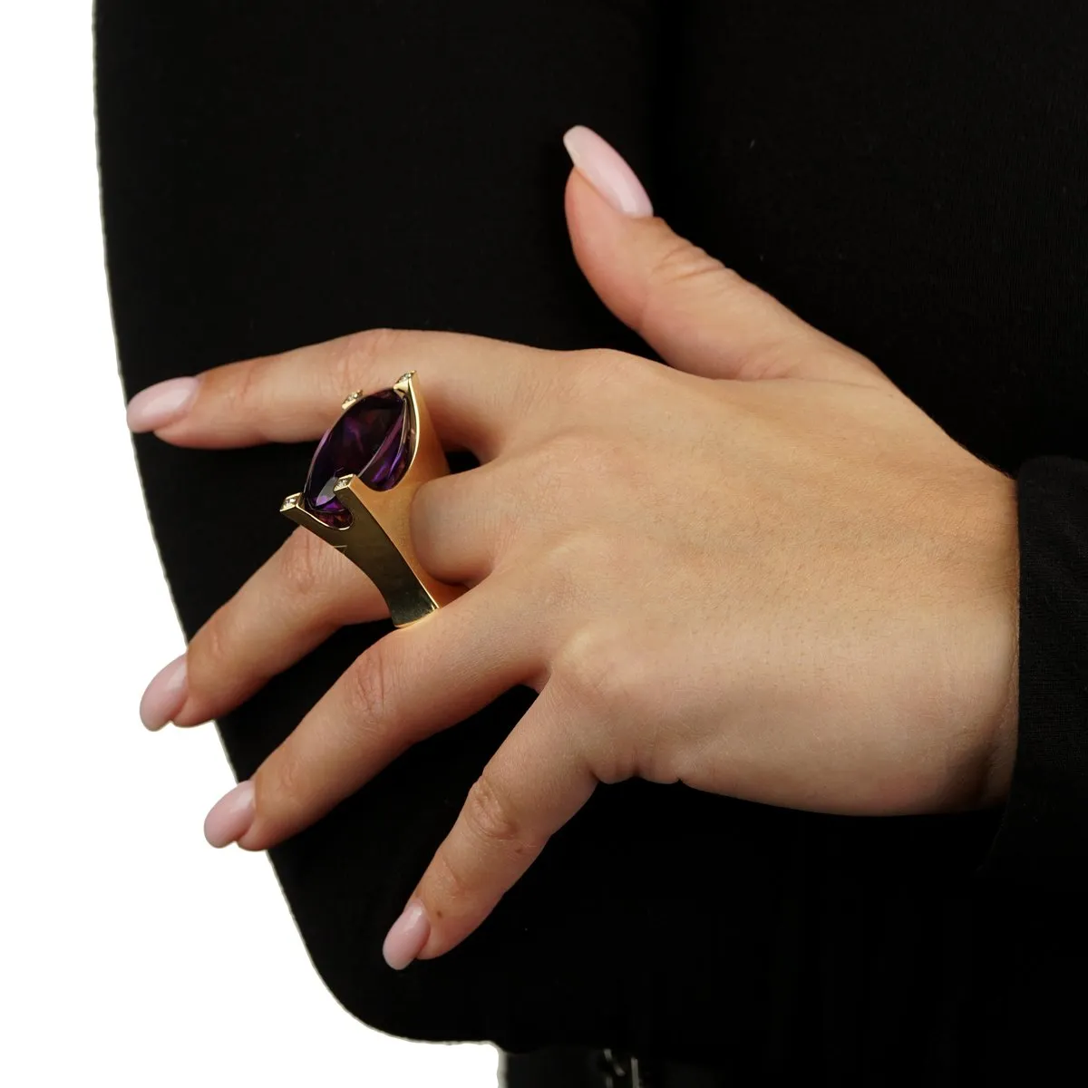 Van Cleef and Arpels Gold Diamond Amethyst Ring