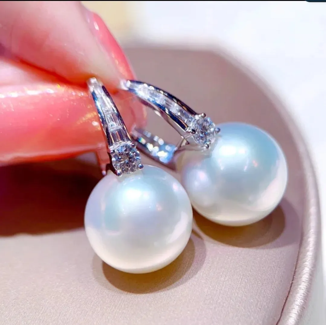 White Pearls Cubic zirconia Huggies Earrings Zirconite. 851E2949